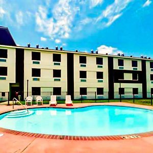 Quality Inn & Suites Lake Charles South